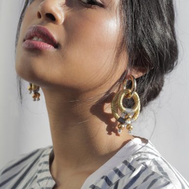 Pichulik+model+gravity+earrings