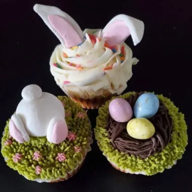 easter-cupcakes-scaled-550x567-2