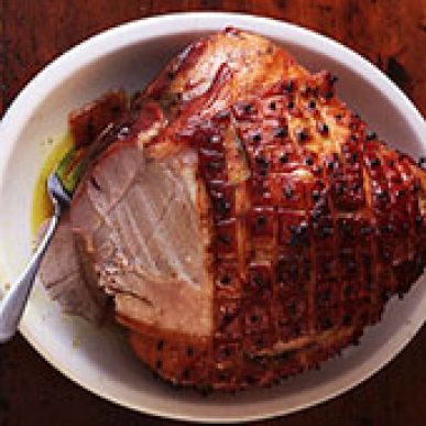fresh-ham-with-honey-and-cloves
